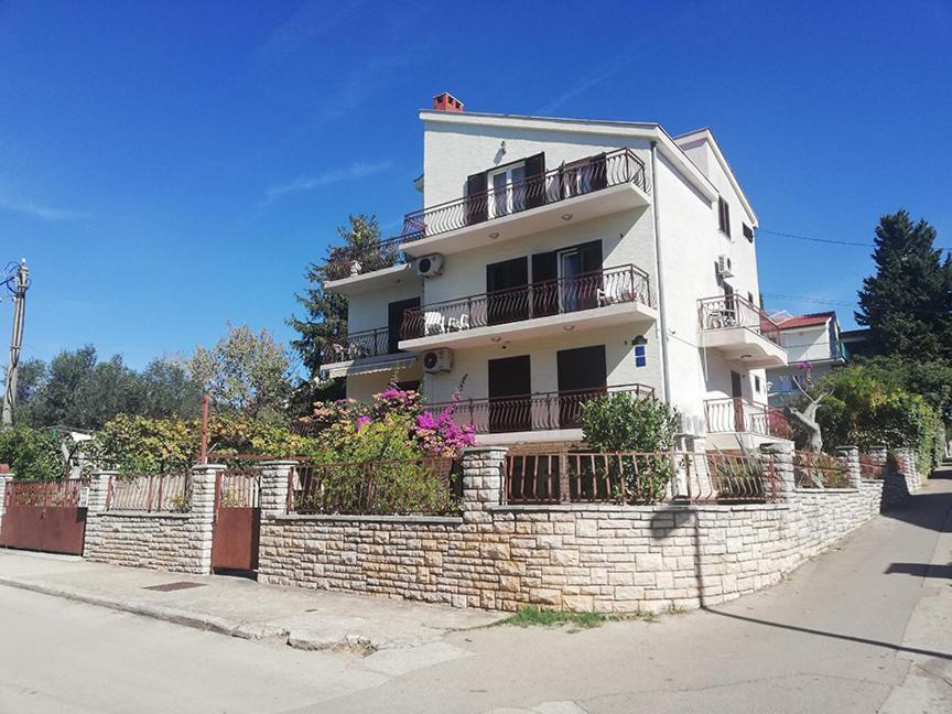 Danyja Apartments Sveti Filip i Jakov Extérieur photo
