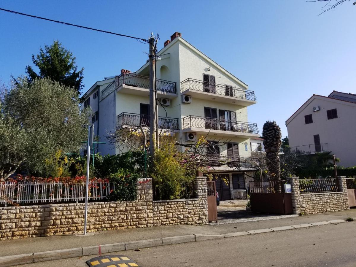 Danyja Apartments Sveti Filip i Jakov Extérieur photo